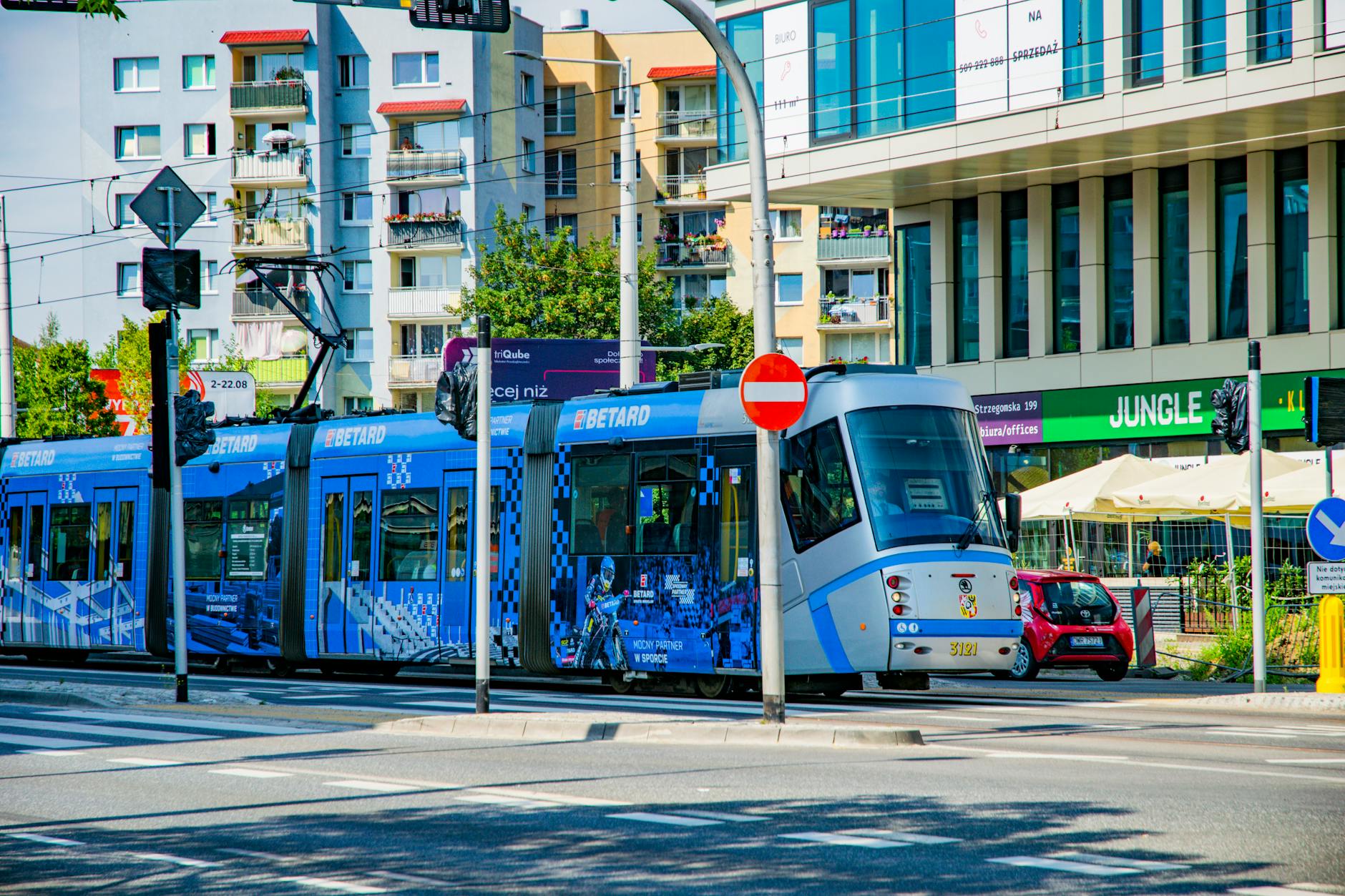 Żużlowcy Betard Sparty Wrocław świętują zwycięstwo nad Stalą Gorzów na wyjeździe