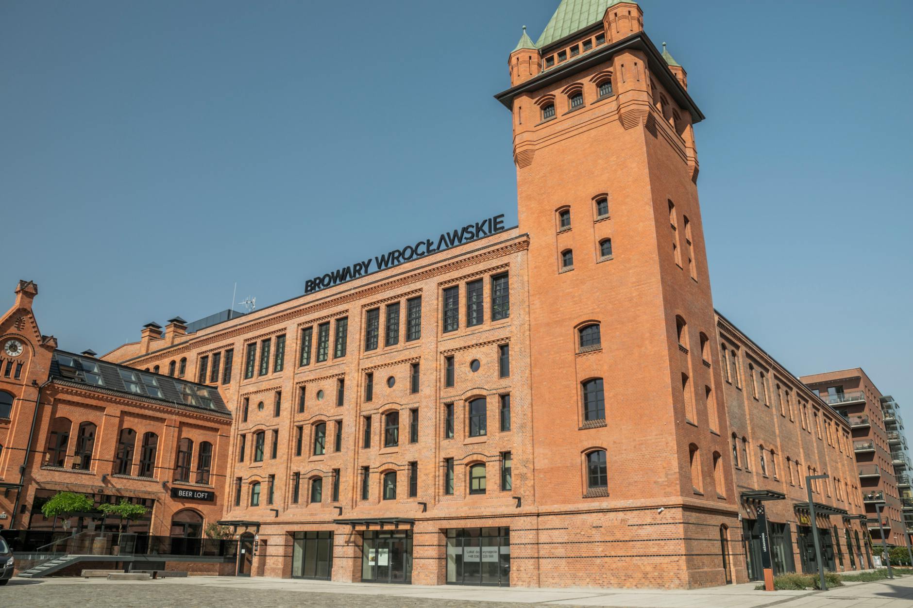 Ilustracja łącząca motywy kulinarne z elementami naukowymi, symbolizująca wrocławskie wydarzenia kulturalne i naukowe.
